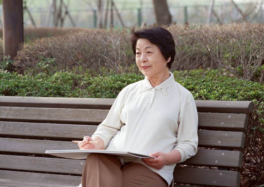 �װ߲���������������̬��